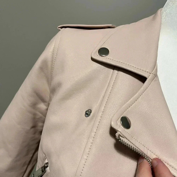 Forever 21 Moto Crop Faux Leather Jacket - Picture 5 of 14